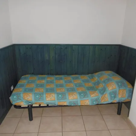 Holidayland 419 T3 Mezzanine 7 Couchages Climatise Avec Veranda